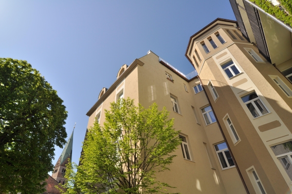 Dom Hotel (Augsburg)